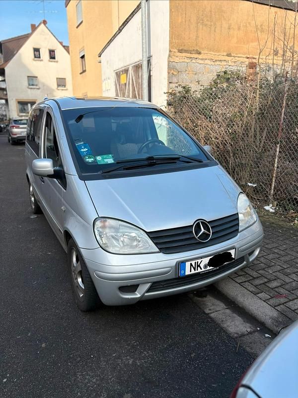 Gebraucht Mercedes Vaneo 101 PS (74 kW) 2003 Weiß Van / Kleinbus