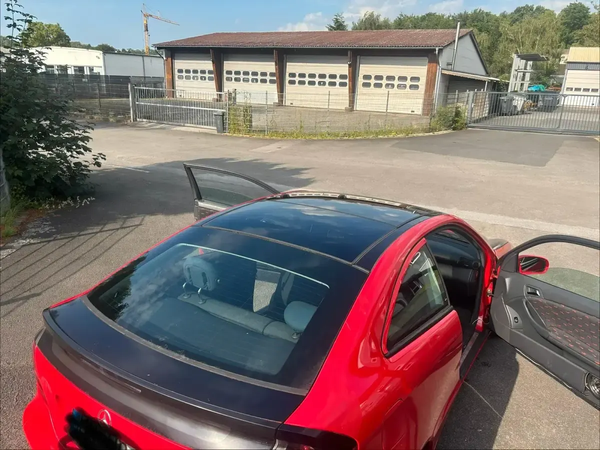 Gebraucht Mercedes C180 143 PS (105 kW) 2001 Rot Coupé
