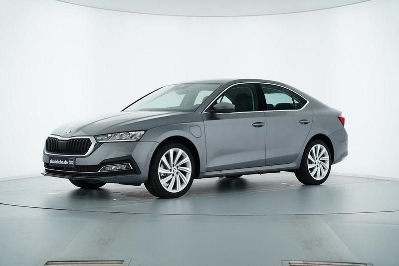 Graphitegrau metallic Neu 2025 Skoda Octavia Style Limousine | 27.889 € (Superpreis) - Bild 1/4