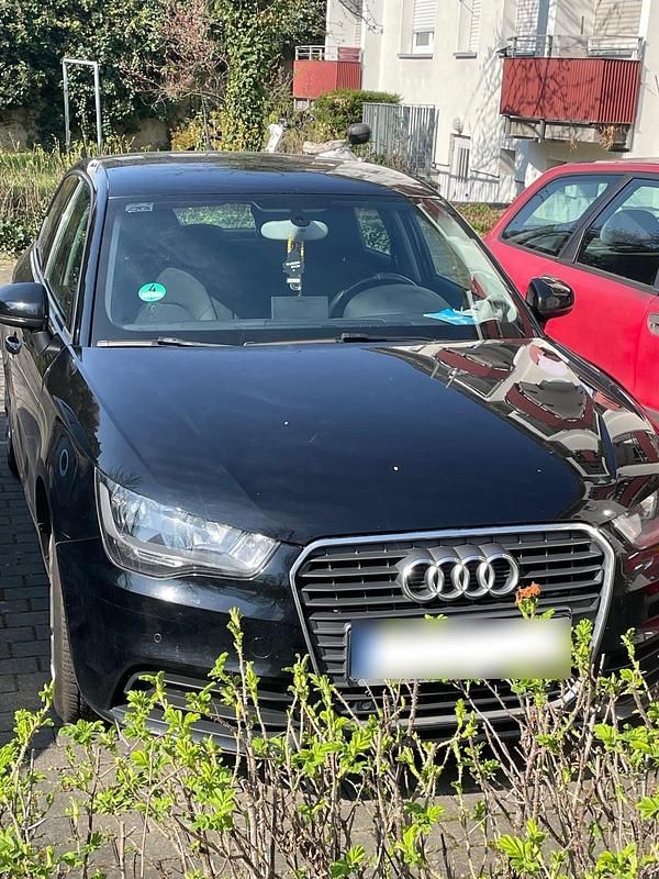 Gebraucht Audi A1 86 PS (63 kW) 2014 Schwarz Kleinwagen