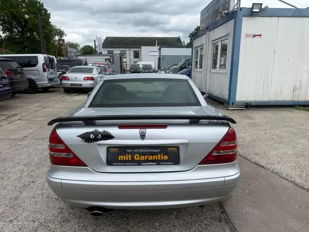 Second-hand Mercedes SLK200 163 CP (119 kW) 2000 Argintiu Cabrio