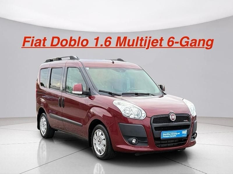 Rot Gebraucht 2013 Fiat Doblò Emotion Van / Kleinbus | 5.299 € (Fairer Preis) - Bild 1/4