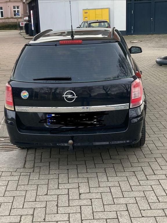 Gebraucht Opel Astra Edition 90 PS (66 kW) 2008 Schwarz Limousine