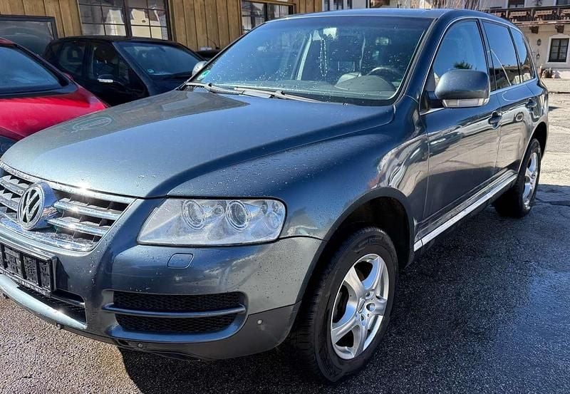 Gebraucht VW Touareg R 174 PS (127 kW) 2004 Offroadgrey metallic SUV