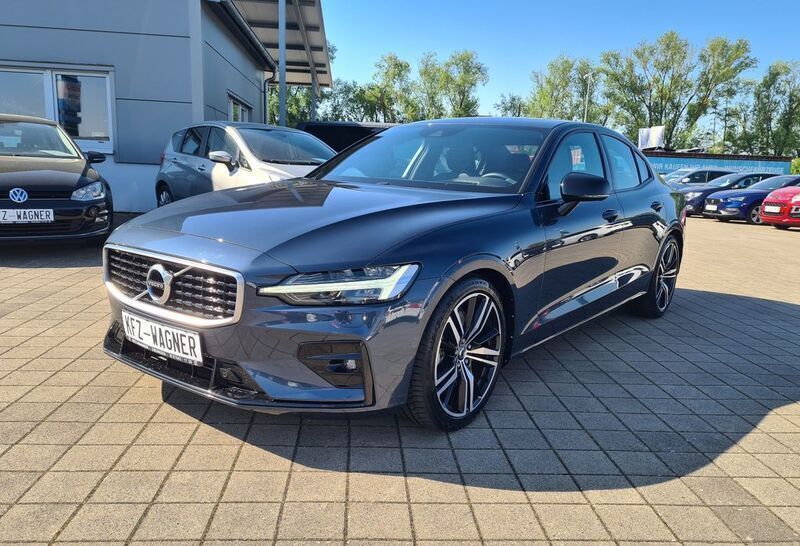 Blau Gebraucht 2019 Volvo S60 R-Design Limousine | 28.999 € (Fairer Preis) - Bild 1/4