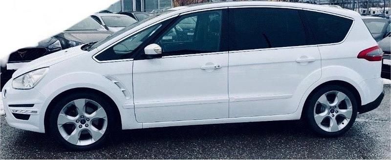 Second-hand Ford S-MAX S 140 CP (102 kW) 2012 Alb Monovolum