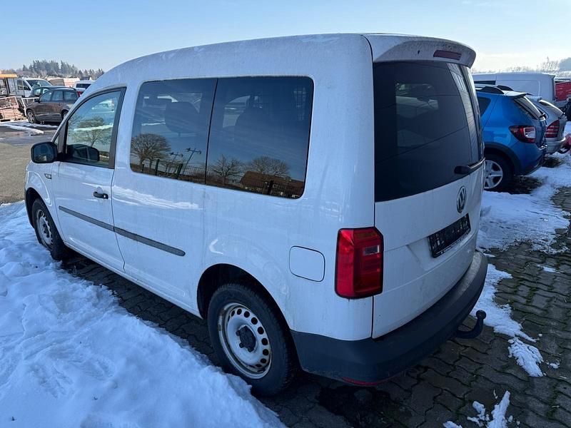 Gebraucht VW Caddy 102 PS (75 kW) 2019 Weiß Van / Kleinbus