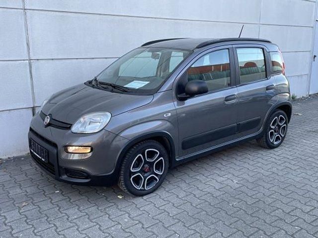 Gebraucht Fiat Panda City Life 69 PS (50 kW) 2022 Grau metallic Kleinwagen