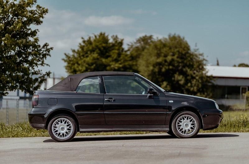 Gebraucht VW Golf Cabriolet 116 PS (85 kW) 2001 Schwarz Cabrio