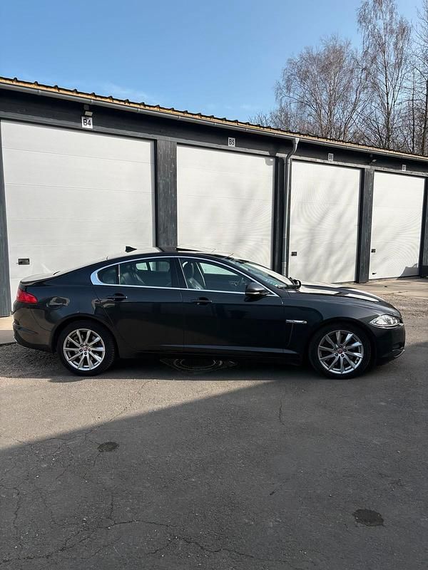 Gebraucht Jaguar XF S 275 PS (202 kW) 2015 Limousine