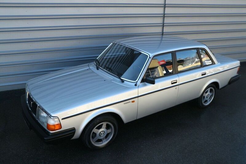 Gebraucht Volvo 240 101 PS (74 kW) 1985 Silber metallic Limousine
