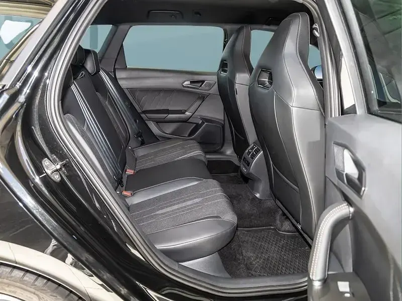 Gebraucht Cupra Leon 245 PS (180 kW) 2024 Schwarz Kombi