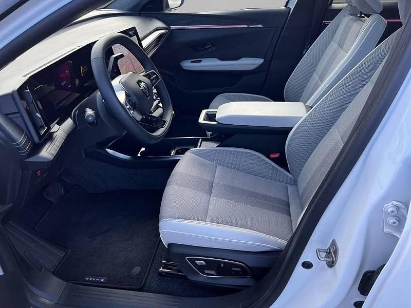 Gebraucht Renault Scenic E-Tech Iconic 160 kW (218 PS) 2024 Weiß SUV