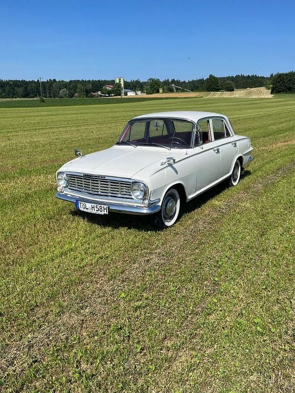 Gebraucht Vauxhall Victor 58 PS (42 kW) 1965 Weiß Limousine