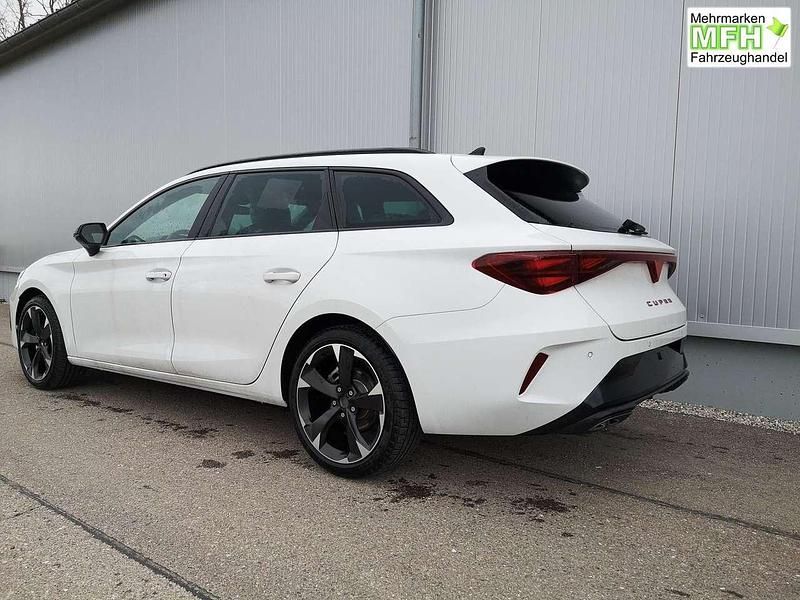 Neu Cupra Leon 150 PS (110 kW) 2026 Midnightschwarz metallic Kombi