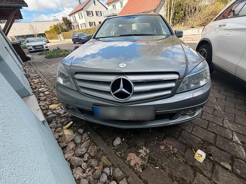 Gebraucht Mercedes C200 184 PS (135 kW) 2009 Grau Limousine