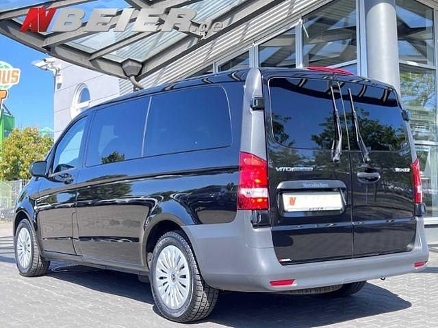 Gebraucht Mercedes Vito 163 PS (119 kW) 2023 Obsidianschwarz metallic Van