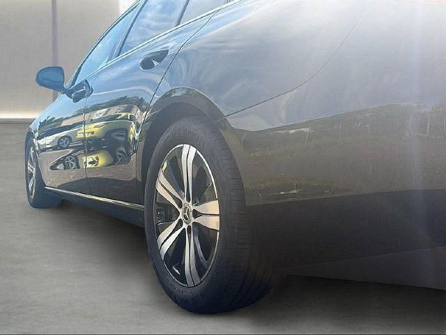 Gebraucht Mercedes C220 Avantgarde 200 PS (147 kW) 2023