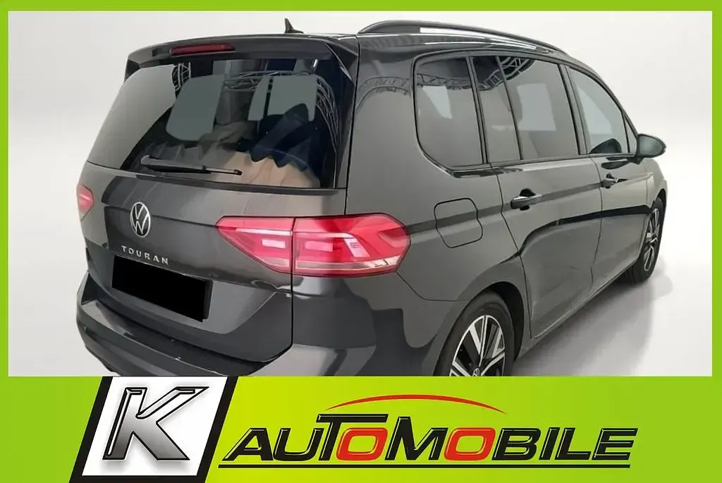 Gebraucht VW Touran 150 PS (110 kW) 2024 Grau Van / Kleinbus