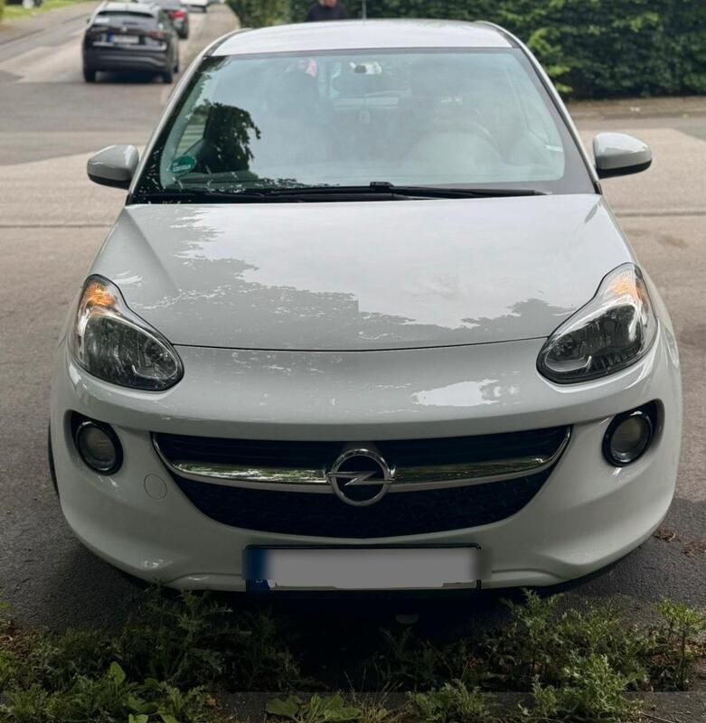 Weiß Gebraucht 2012 Opel Adam Kleinwagen | 5.950 € (Etwas zu teuer) - Bild 1/4