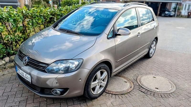 Gebraucht VW Golf Plus Cross Team 122 PS (89 kW) 2010 Beige Van / Kleinbus