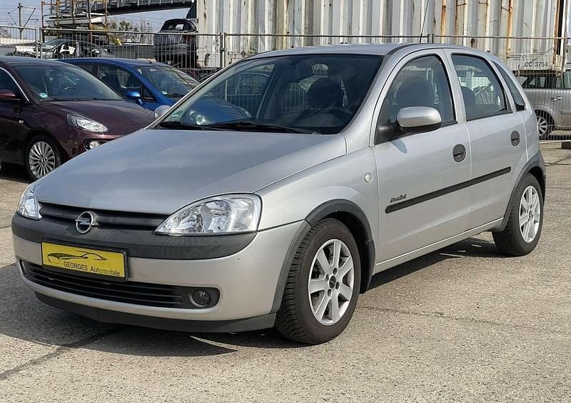Gebraucht Opel Corsa Comfort 75 PS (55 kW) 2000 Silber Limousine