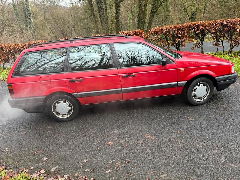 Gebraucht VW Passat 90 PS (66 kW) 1982 Rot Kombi