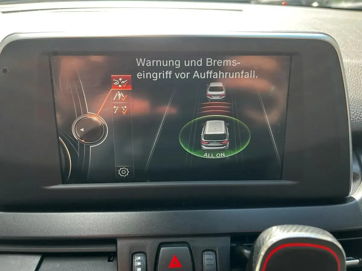 Gebraucht BMW 218 150 PS (110 kW) 2016 Grau Kombi