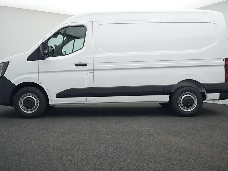 Gebraucht Renault Master 131 PS (96 kW) 2025 Mineralweiß Van