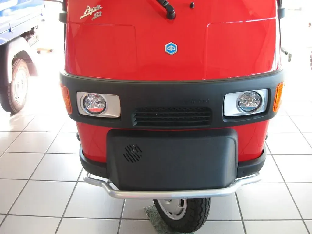 Neu Piaggio APE 2025 Rot