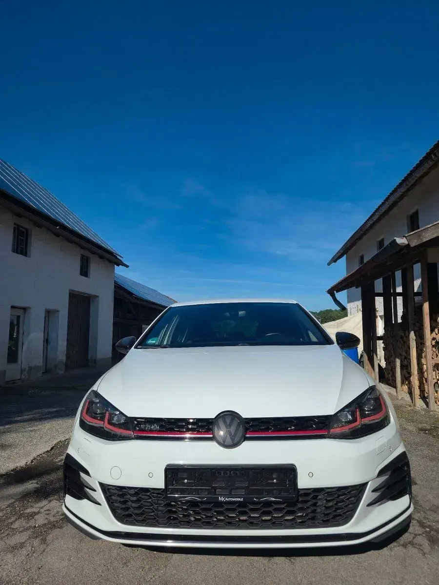Gebraucht VW Golf VII GTI 230 PS (169 kW) 2018 Weiß Limousine