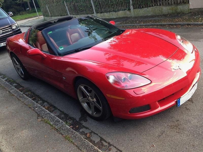 Second-hand Corvette C6 404 CP (297 kW) 2006 Roșu Coupe
