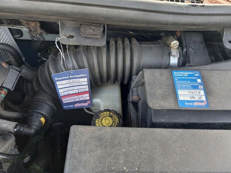 Gebraucht Renault Mégane GrandTour GT-Line 131 PS (96 kW) 2012 Silber Kombi