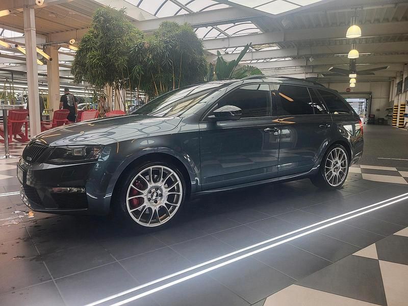 Gebraucht 2015 Skoda Octavia RS Kombi | 16.500 € (Etwas zu teuer) - Bild 1/4