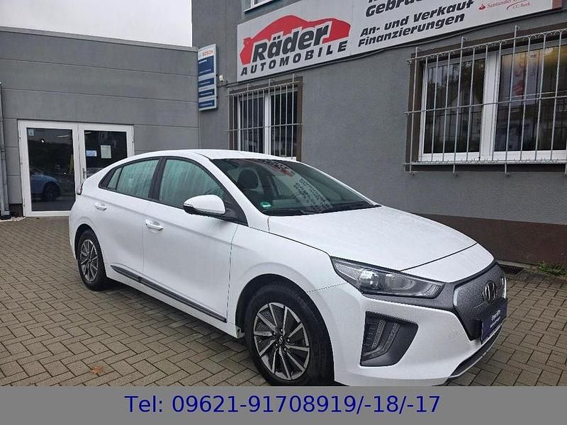 Weiß Gebraucht 2022 Hyundai Ioniq 6 Limousine | 17.650 € (Fairer Preis) - Bild 1/4