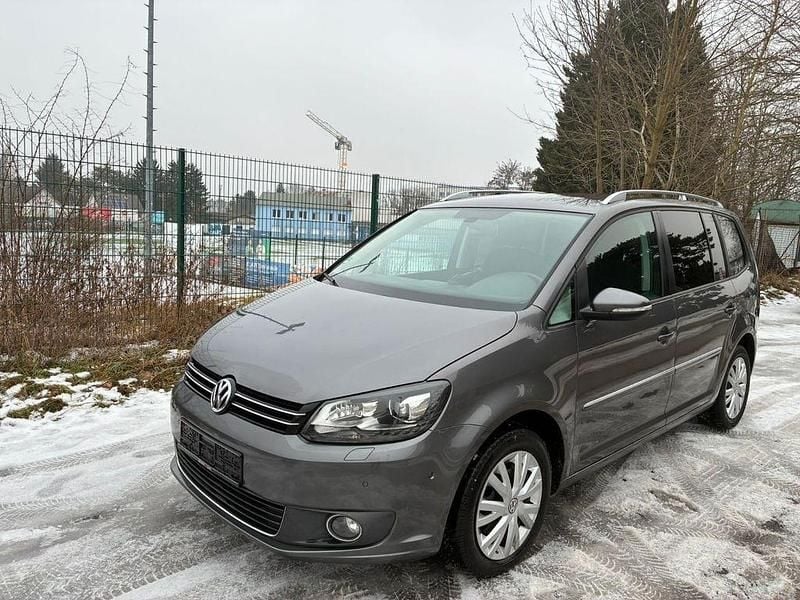 Gebraucht VW Touran Highline 170 PS (125 kW) 2011 Grau Van / Kleinbus