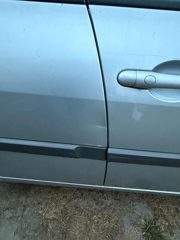 Gebraucht Renault Mégane II Avantage 111 PS (81 kW) 2006 Grau Limousine