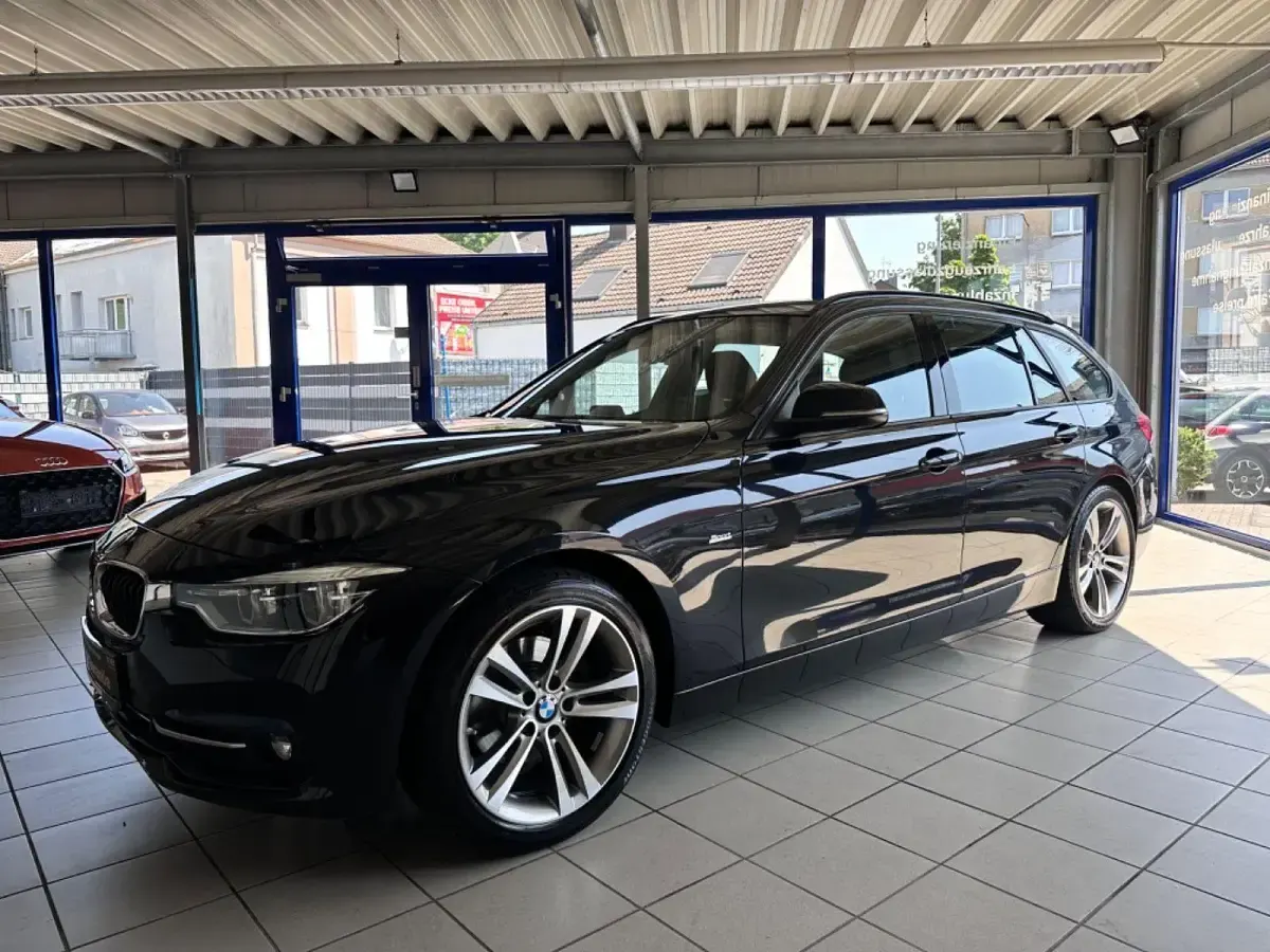 Gebraucht BMW 320 Shadowline 190 PS (139 kW) 2018 Schwarz Kombi