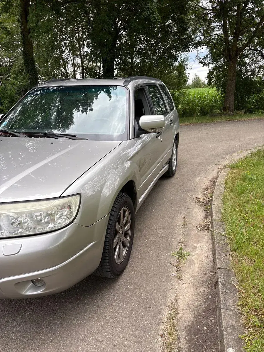 Gebraucht Subaru Forester Comfort 158 PS (116 kW) 2005 Silber SUV