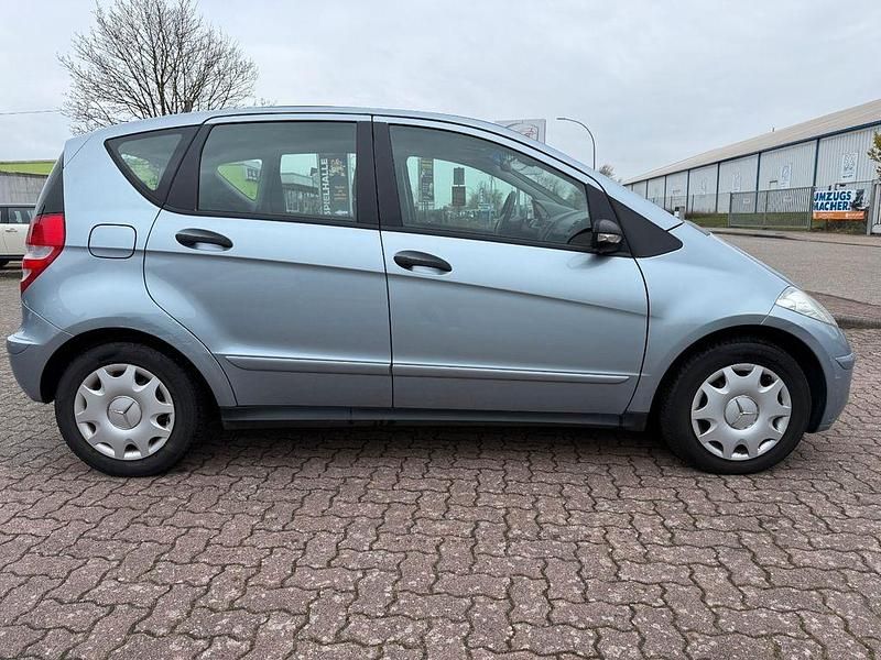 Gebraucht Mercedes A180 109 PS (80 kW) 2006 Blau Limousine