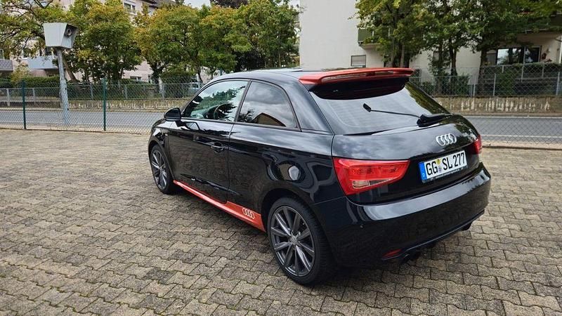 Schwarz Gebraucht 2012 Audi A1 S-Line Kleinwagen | 7.800 € (Fairer Preis) - Bild 1/4