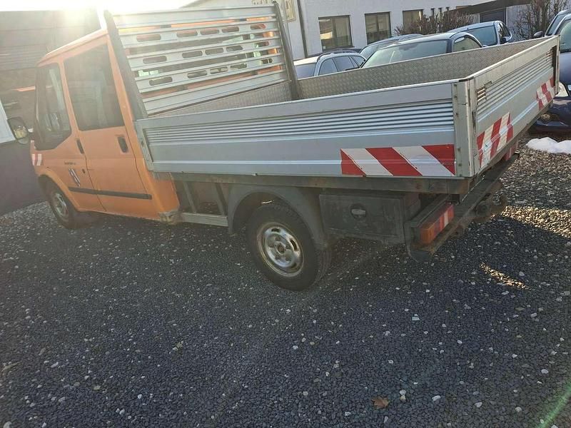 Gebraucht Ford Transit 116 PS (85 kW) 2009 Deep orange Van / Kleinbus