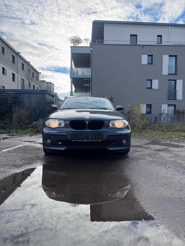 Gebraucht BMW 118 130 PS (95 kW) 2005 Grau Kleinwagen
