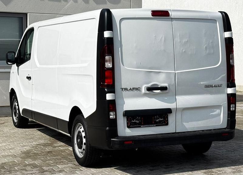 Gebraucht Renault Trafic Komfort 120 PS (88 kW) 2018 Van / Kleinbus