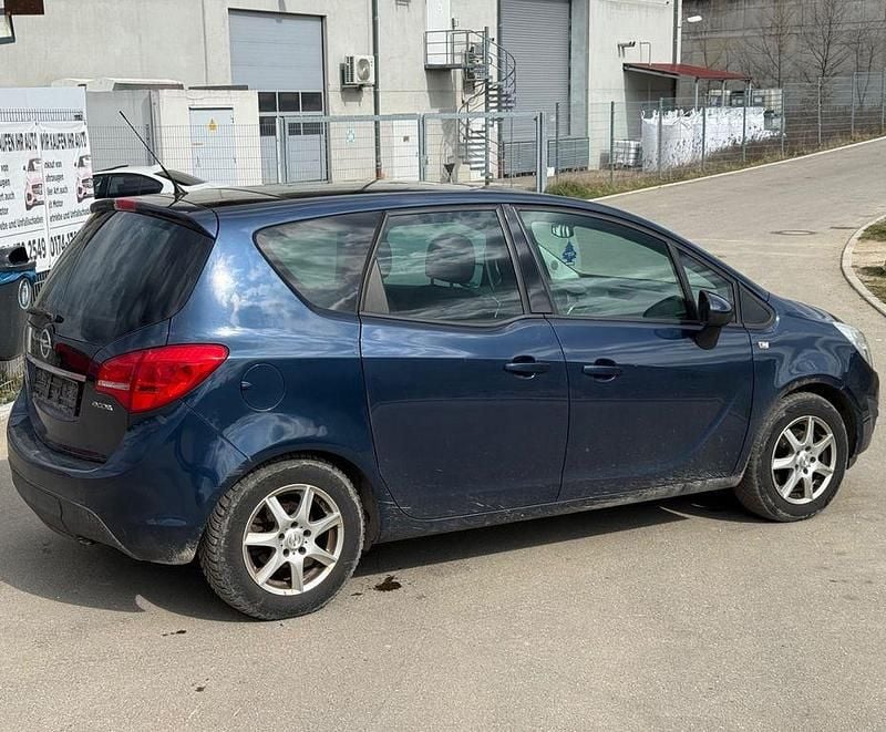 Gebraucht Opel Meriva 120 PS (88 kW) 2011 Blau Van / Kleinbus