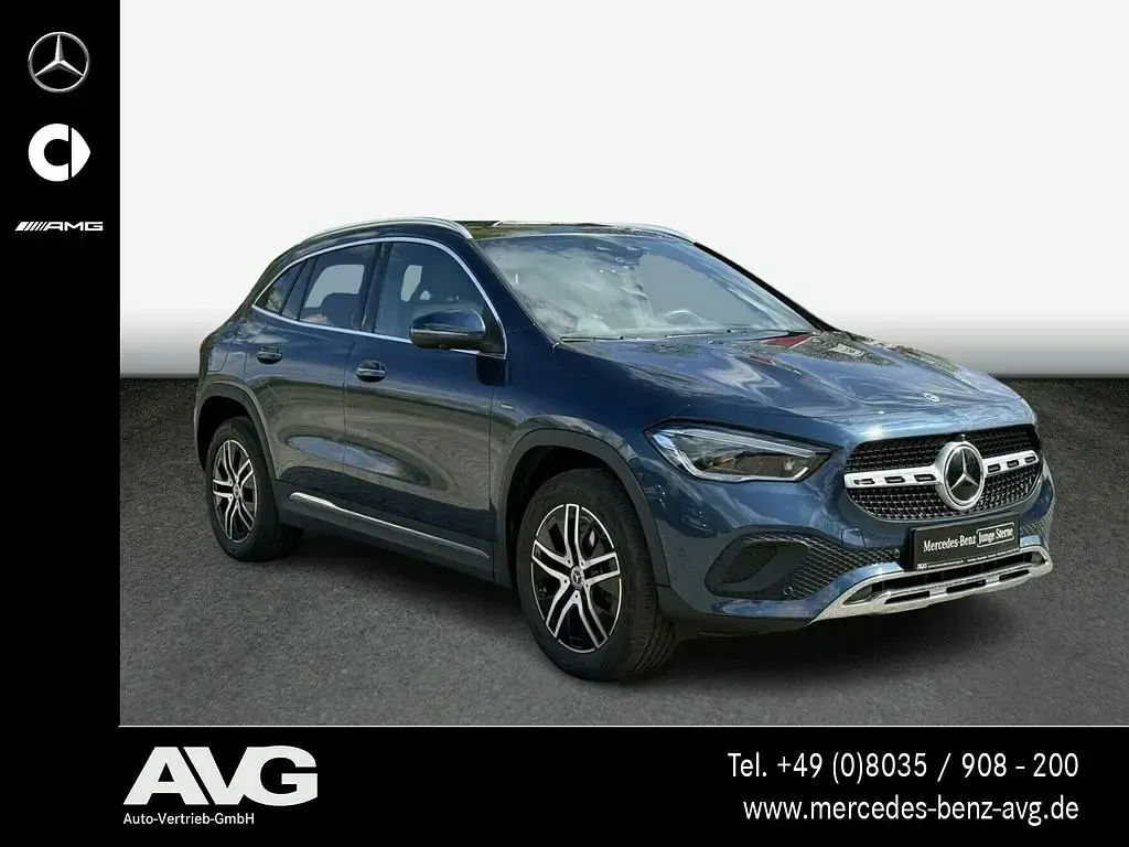 Second-hand Mercedes GLA250 218 CP (160 kW) 2021 Albastru SUV