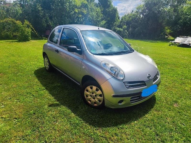 Grau Gebraucht 2005 Nissan Micra Kleinwagen | 1.000 € (Guter Preis) - Bild 1/4
