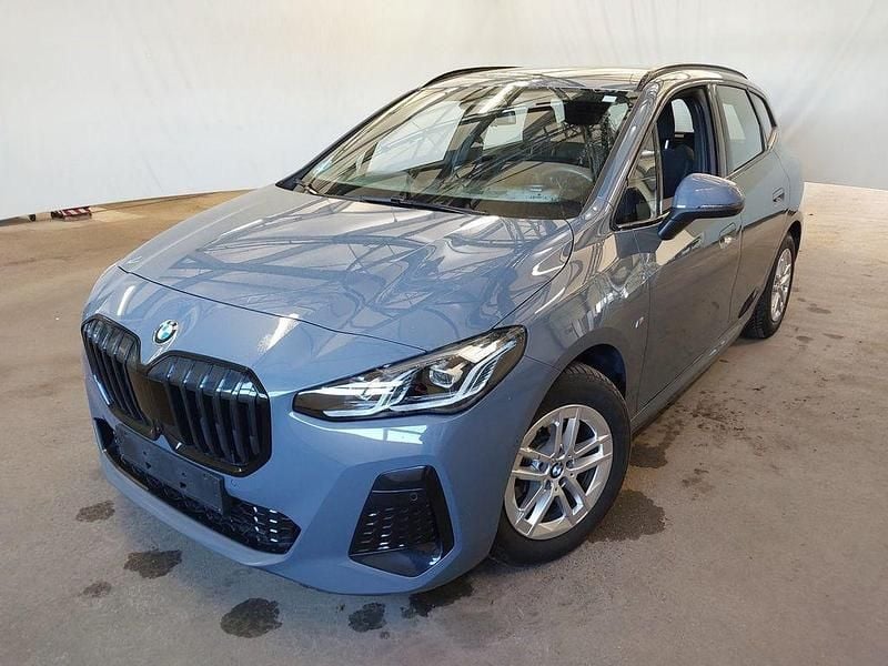 Gebraucht BMW 218 Active Tourer M Sport 136 PS (100 kW) 2024 Graukeine angabe Van / Kleinbus