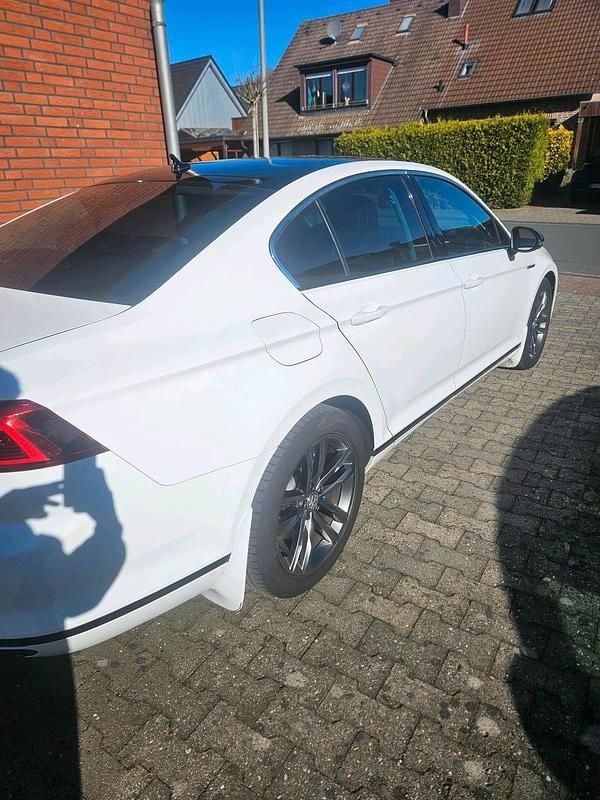 Usata VW Passat 239 CV (175 kW) 2016 Bianco Berlina
