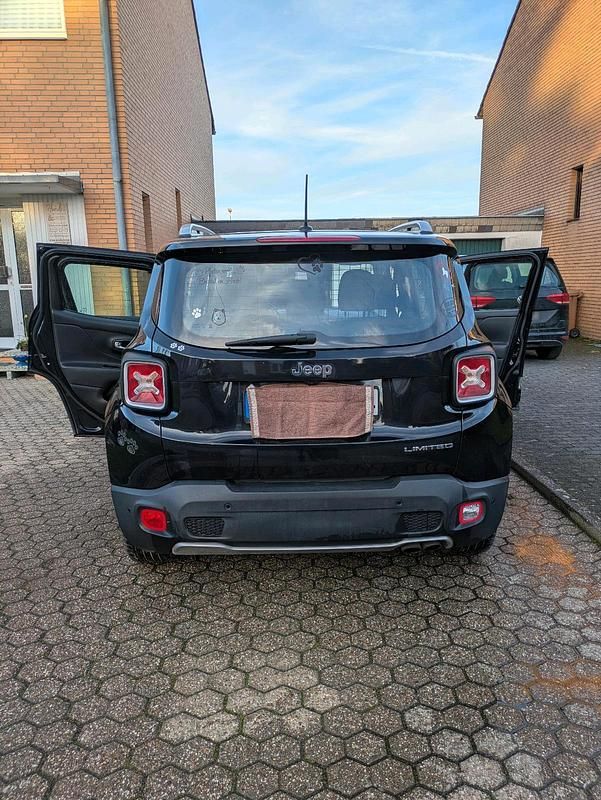 Gebraucht Jeep Renegade 140 PS (102 kW) 2016 Schwarz SUV